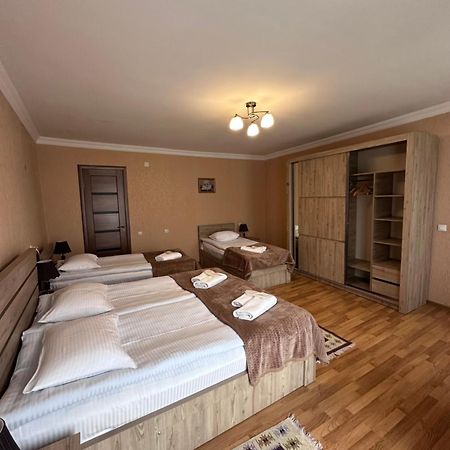 Kazbegi Guide Otel Dış mekan fotoğraf