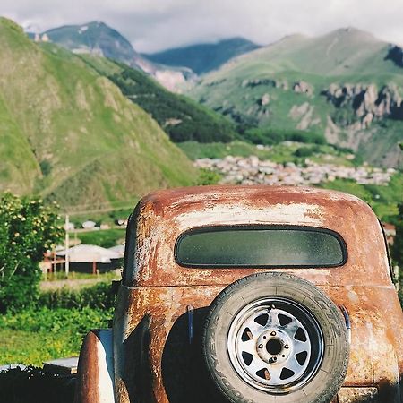 Kazbegi Guide Otel Dış mekan fotoğraf