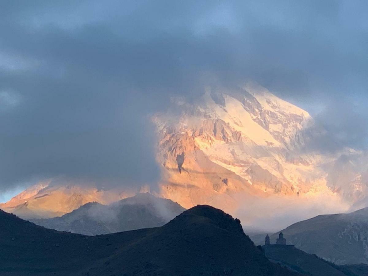 Kazbegi Guide Otel Dış mekan fotoğraf