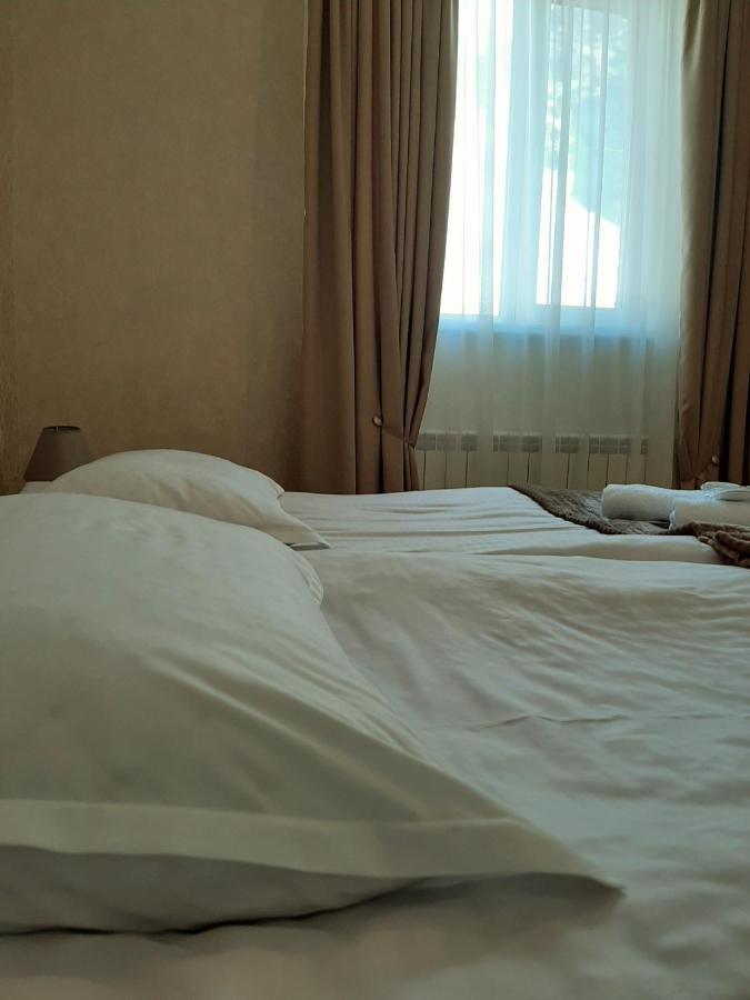 Kazbegi Guide Otel Dış mekan fotoğraf