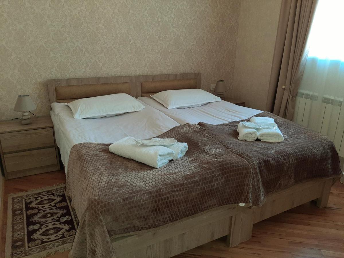 Kazbegi Guide Otel Dış mekan fotoğraf